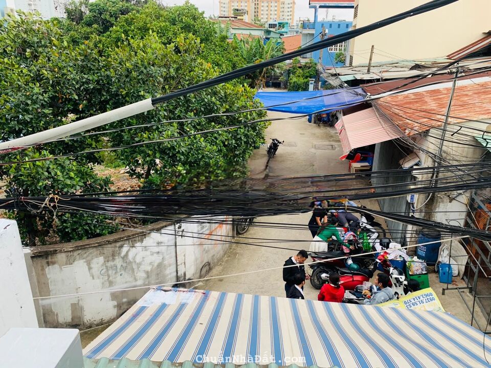 Chủ kẹt tiền bán gấp nhà 1 xẹt tại Phan Văn Hớn, Tân Thới Nhất, Q12, Thành phố Hồ Chí Minh, sổ liền