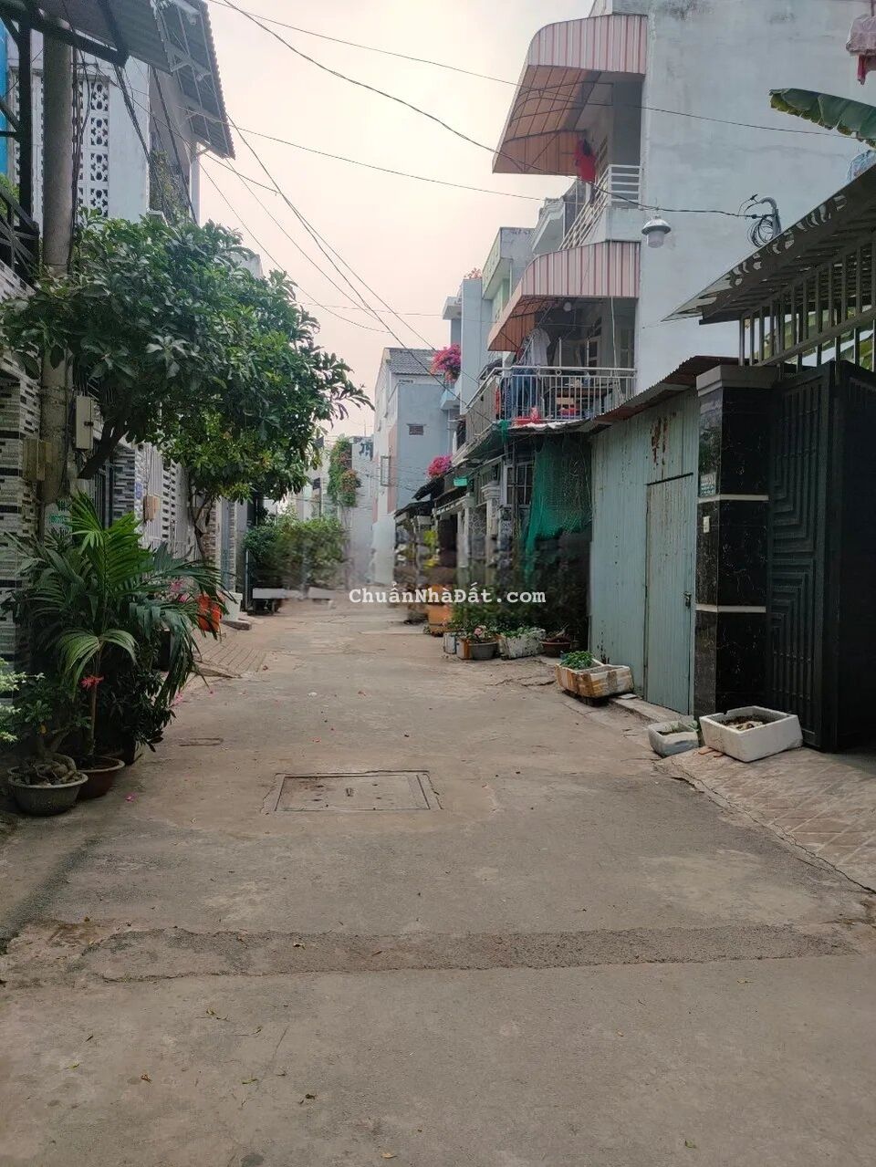 Bán nhà riêng cấp 4 vị trí đẹp giá rẻ hxh giá 1,5 tỷ tại 1 xẹt đường Số 79, Phường Phú Hữu, Thủ Đức