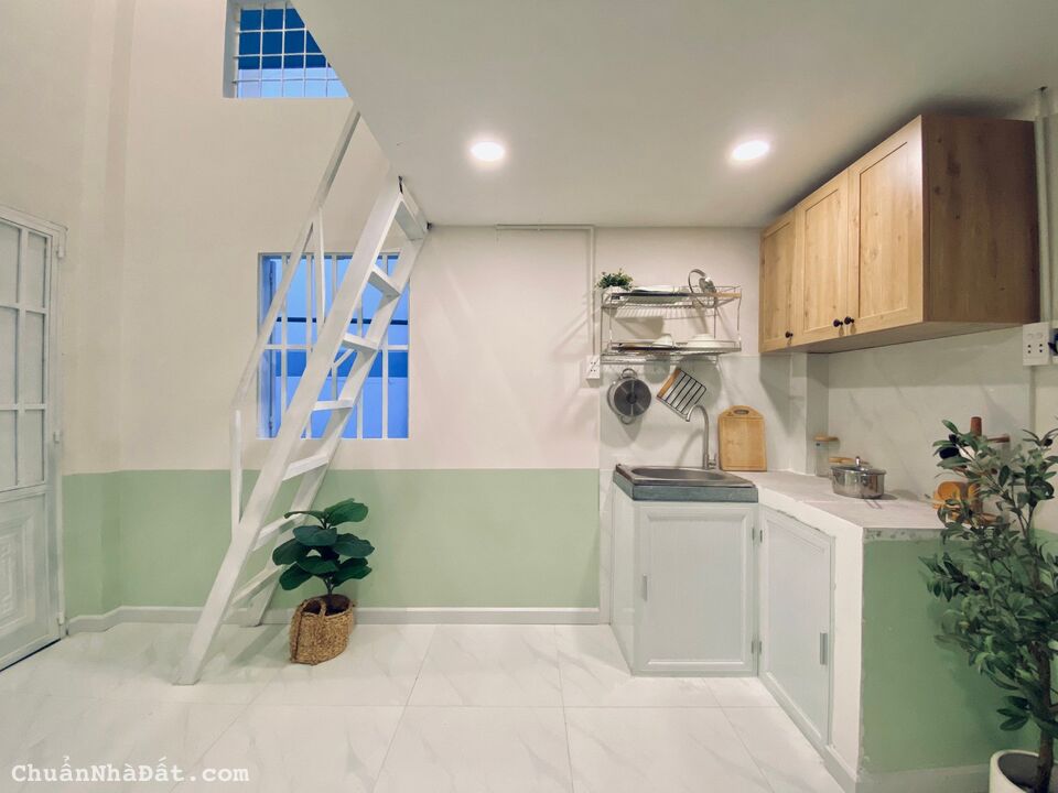 Cho thuê căn hộ dịch vụ Tân Thuận Đông, gần cầu Tân Thuận dễ dàng di chuyển sang các quận trung tâm