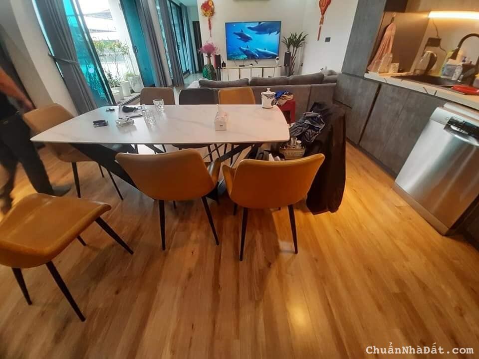 BÁN NHÀ MẶT PHỐ NGỌC THỤY- 158M- MT 7M- 21 tỷ- THANG MÁY BÁN NHÀ MẶT PHỐ NGỌC THỤY- 158M- MT 7M- 21 tỷ- THANG MÁY