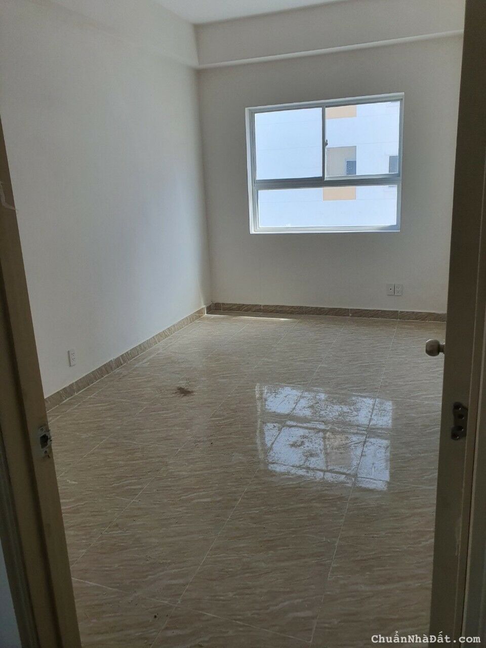 CHỦ GỬI CHO THUÊ CĂN HOÀNG QUÂN, NHA TRANG KHÔNG NỘI THẤT, GIÁ RẺ CHỈ 4TR BAO PHÍ CHỦ GỬI CHO THUÊ CĂN HOÀNG QUÂN, NHA TRANG KHÔNG NỘI THẤT, GIÁ RẺ CHỈ 4TR BAO PHÍ