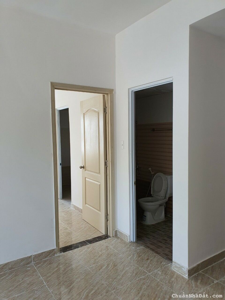 CHỦ GỬI CHO THUÊ CĂN HOÀNG QUÂN, NHA TRANG KHÔNG NỘI THẤT, GIÁ RẺ CHỈ 4TR BAO PHÍ CHỦ GỬI CHO THUÊ CĂN HOÀNG QUÂN, NHA TRANG KHÔNG NỘI THẤT, GIÁ RẺ CHỈ 4TR BAO PHÍ