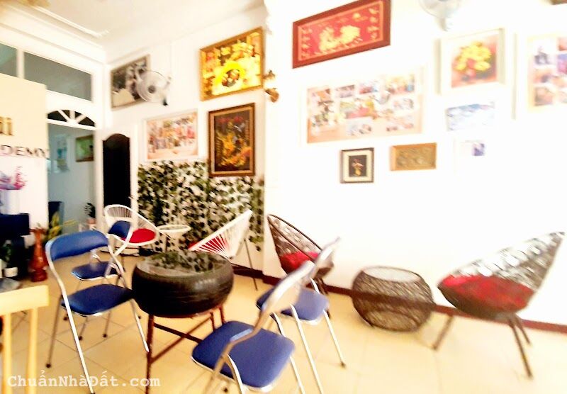 Nhà mặt tiền đường Bàu Cát, Tân Bình, 72m2, 4 tầng giá rẻ nhất khu vực.