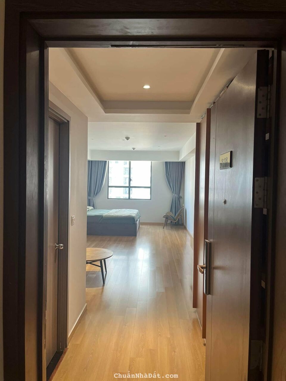 Cho thuê căn hộ chung cư Studio Icon56