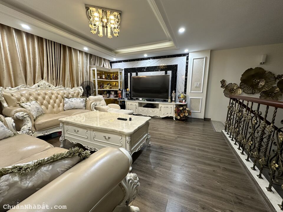 BÁN NHÀ 4 TẦNG VĂN QUÁN, HÀ ĐÔNG, DT 60M2, Ô TÔ ĐỖ CỬA, VỪA Ở VỪA KINH DOANH, GIÁ 10,8 TỶ