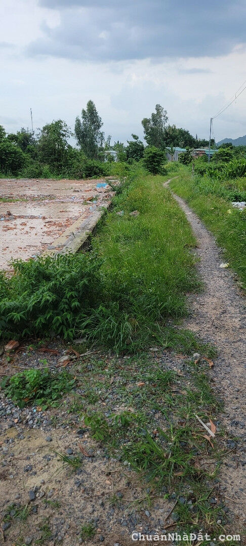 CHÍNH CHỦ BÁN NHANH LÔ ĐẤT 380M2 TẠI THÀNH PHỐ BÀ RỊA, GIÁ CHỈ 2,7 TỶ CHÍNH CHỦ BÁN NHANH LÔ ĐẤT 380M2 TẠI THÀNH PHỐ BÀ RỊA, GIÁ CHỈ 2,7 TỶ