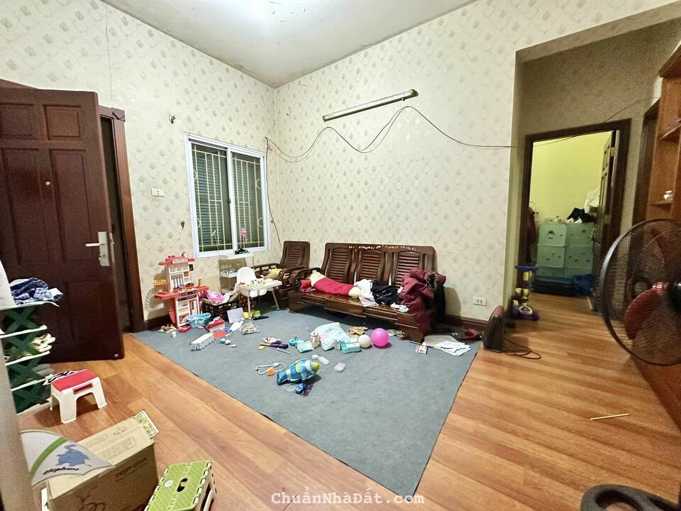 Gấp ! nhỉnh 2 tỷ - căn hộ chung cư KĐT Bắc Linh Đàm - 75m² - 3 phòng ngủ - 2WC – P. Đại Kim Quận Ho Gấp ! nhỉnh 2 tỷ - căn hộ chung cư KĐT Bắc Linh Đàm - 75m² - 3 phòng ngủ - 2WC – P. Đại Kim Quận Ho