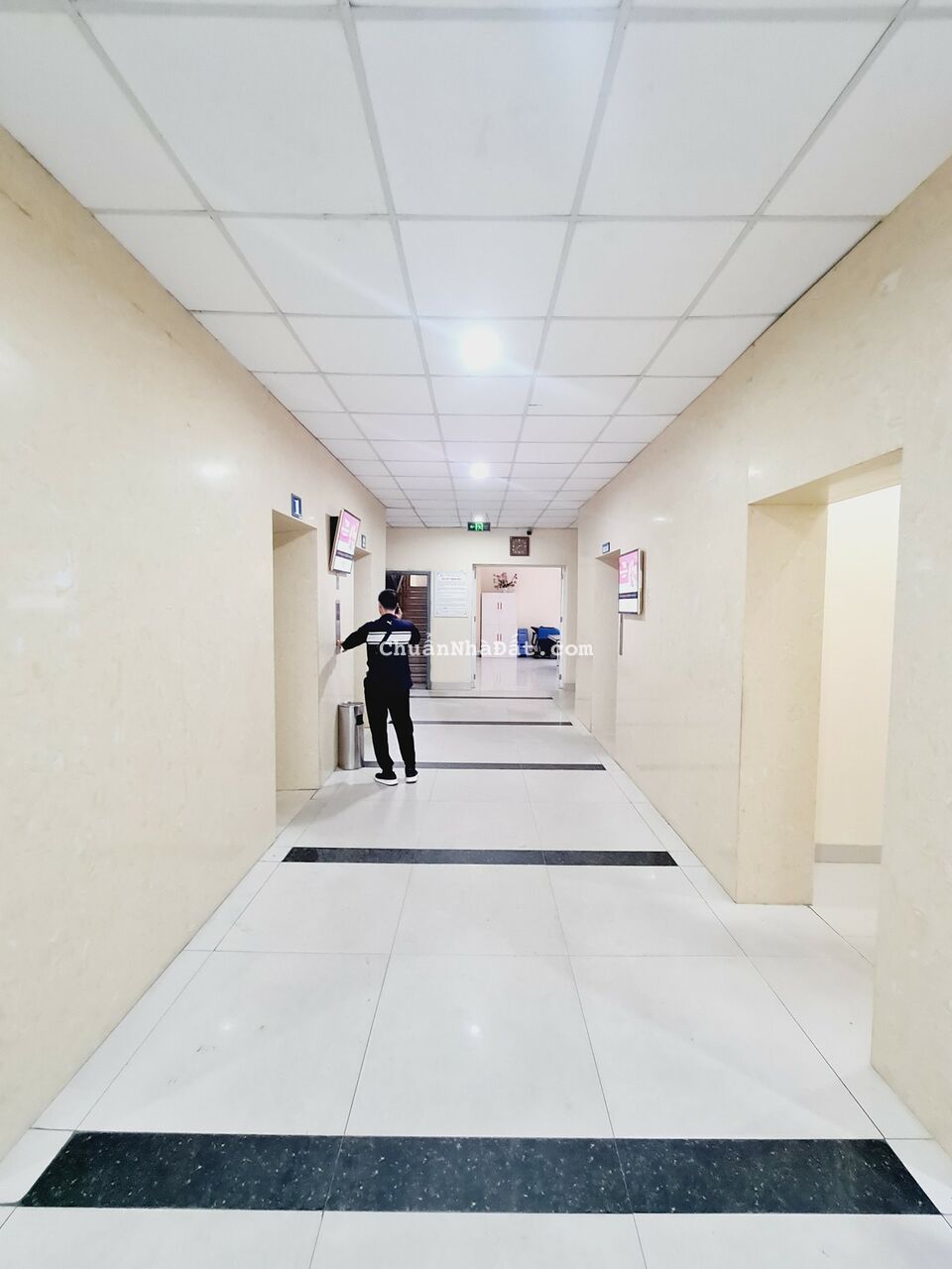 Cần bán chung cư Định Công, 114m, 3 Ngủ, sổ đỏ, giá dưới 4 tỷ