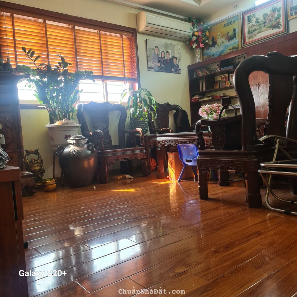 Chung cư 3 ngủ, 112m2, sổ đỏ, Lĩnh Nam, Hoàng Mai, Nhỉnh 3 tỷ