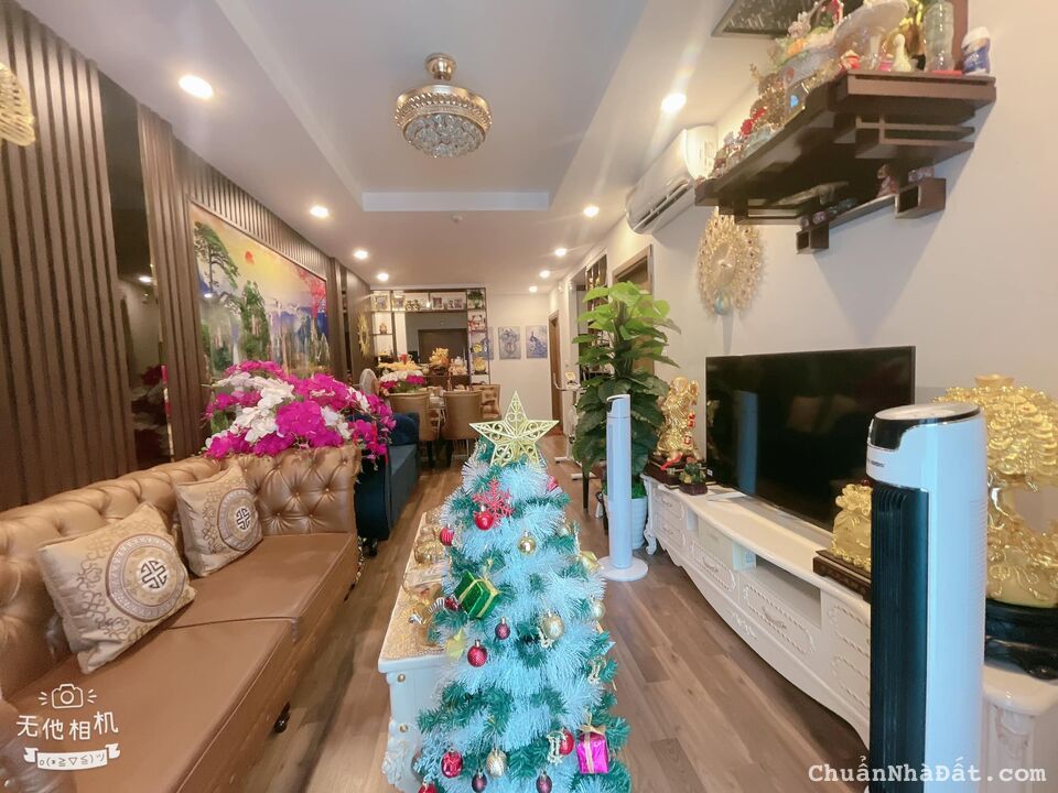 Chung cư Vinhomes, căn góc, 100m, 3 ngủ, slot ô tô, full nội thất 5 sao, 8 tỷ Chung cư Vinhomes, căn góc, 100m, 3 ngủ, slot ô tô, full nội thất 5 sao, 8 tỷ