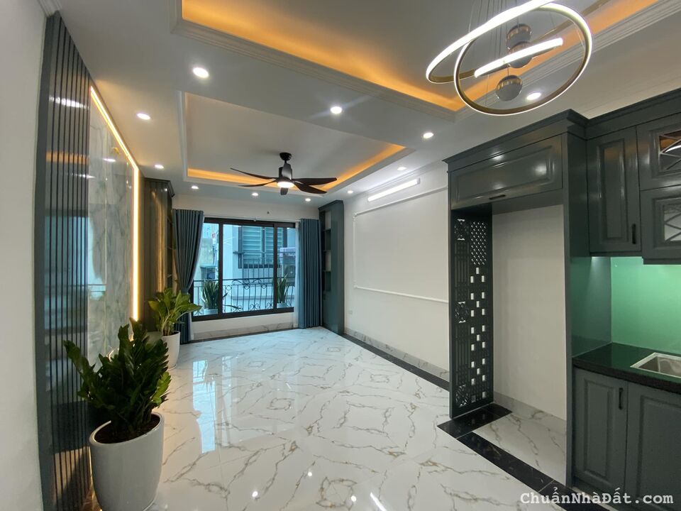 Bán nhà 6 tầng, thang máy, 41m, sổ đỏ, Lê Trọng Tấn, Thanh Xuân. Giá 6 tỷ 6