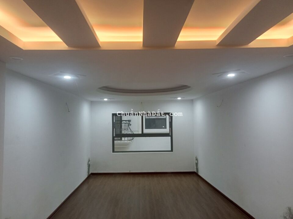 Bán nhà Trường Chinh,Ngã Tư Sở, Đống Đa, thang máy NK, 30m2 * 5T, giá 5.8 tỷ