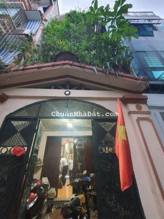 Bán nhà Kim Ngưu, Hai Bà Trưng, phân lô cán bộ, thoáng trước sau 56 m2, 5 tỷ 900