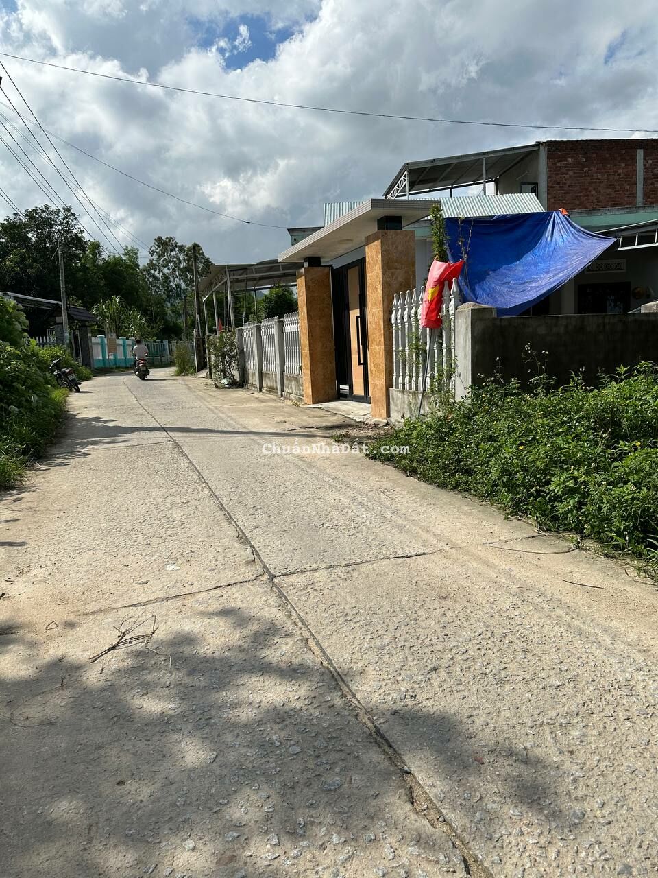 Đại Hiệp 147m2 giá giảm mạnh, dân cư hiện hữu.