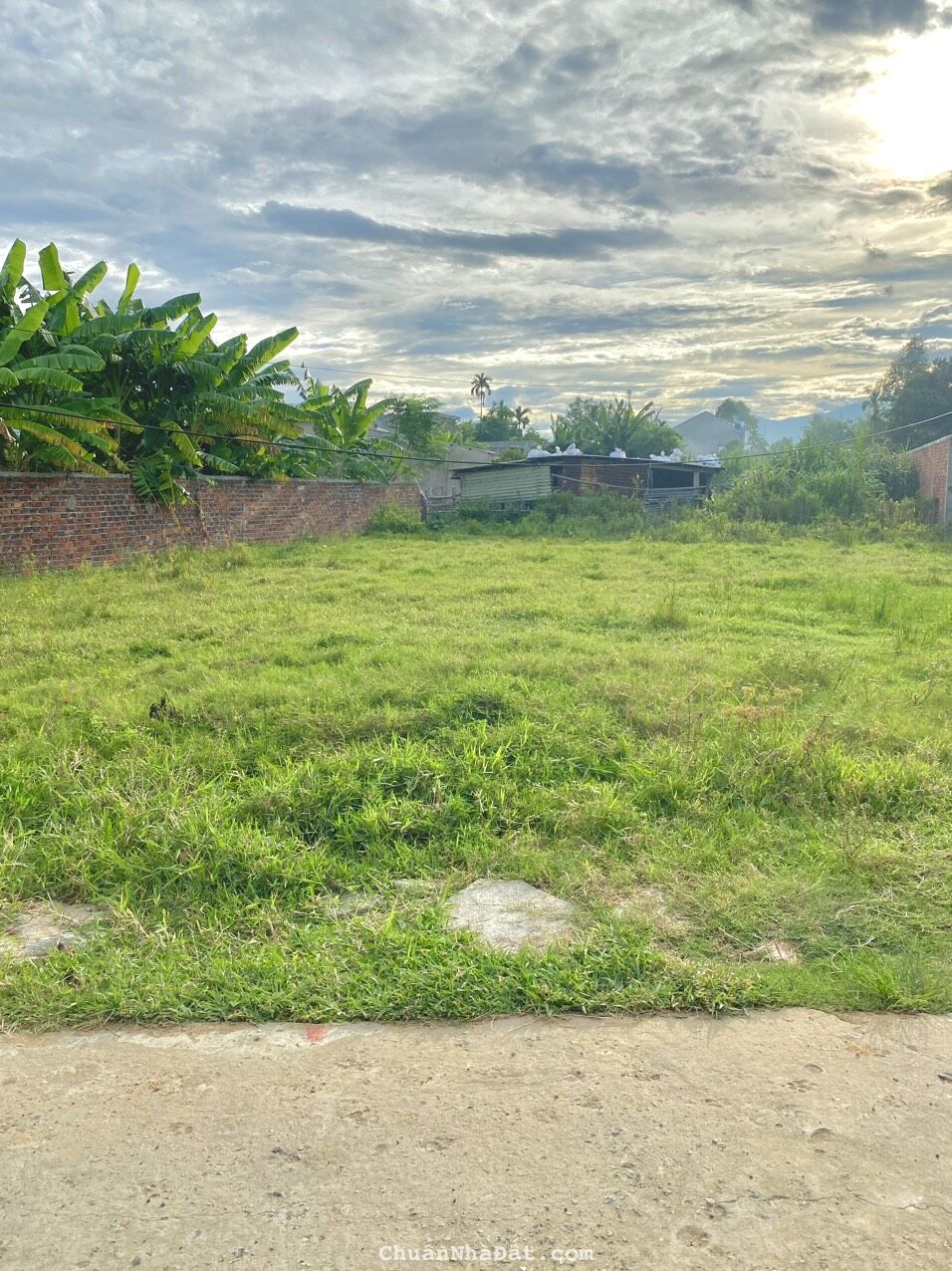 Đại Hiệp 147m2 giá giảm mạnh, dân cư hiện hữu.