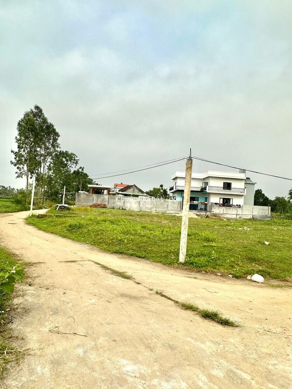 Cần bán lô đất Điện Tiến gần cầu Cẩm Lý diện tích 138m2 ngang 7m 2 mt