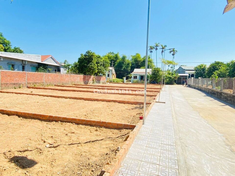 Chủ đất cần tiền gấp bán lỗ lô đất tại Thái Sơn, Điện Tiến giá chỉ 600 triệu Chủ đất cần tiền gấp bán lỗ lô đất tại Thái Sơn, Điện Tiến giá chỉ 600 triệu