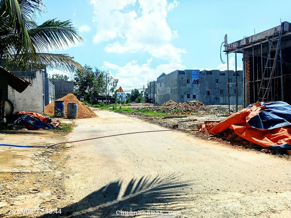 Bán gấp lô đất SHR thổ cư 5x25m ngay công ty Changsin Đồng Khởi. Bán gấp lô đất SHR thổ cư 5x25m ngay công ty Changsin Đồng Khởi.