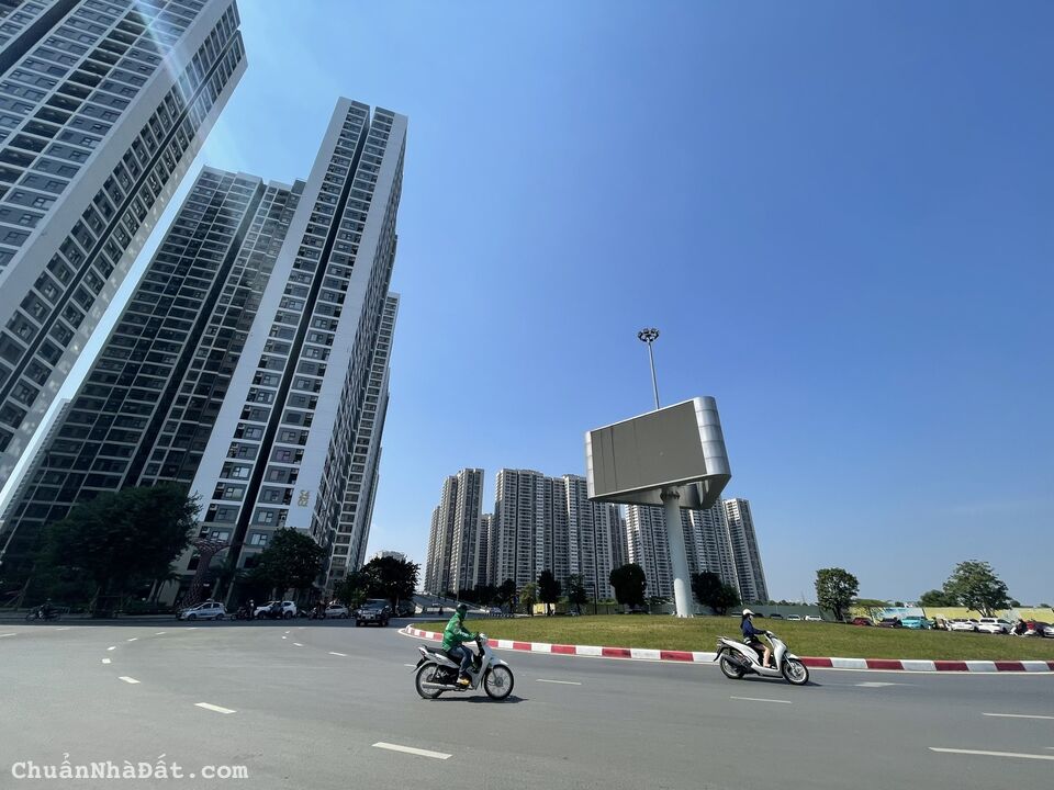 0588 888 328 - Vinhomes Smart City - Bán gấp căn 3pn/75m mà giá chỉ nhỉnh căn 2pn+1/ 64m2