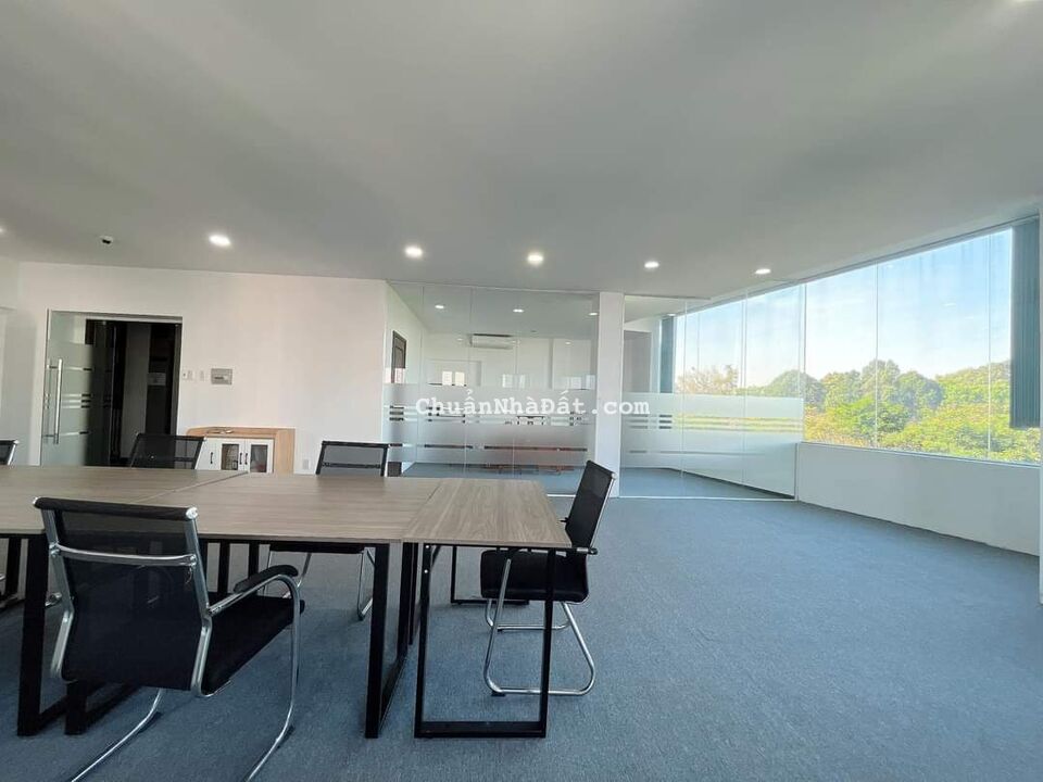 VĂN PHÒNG GẦN SÂN BAY CHUẨN CHUYÊN NGHIỆP TẠI PHAN ĐÌNH GIÓT, QUẬN TÂN BÌNH