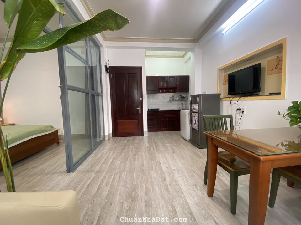 1PN_Cửa sổ lớn_ 40m2_Sát CV Lê Văn Tám, Dinh độc lập, Tân Định