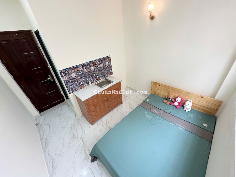 Phòng cửa sổ lớn_Gần Công trường dân chủ, viettel, ĐH mở, …quận 3