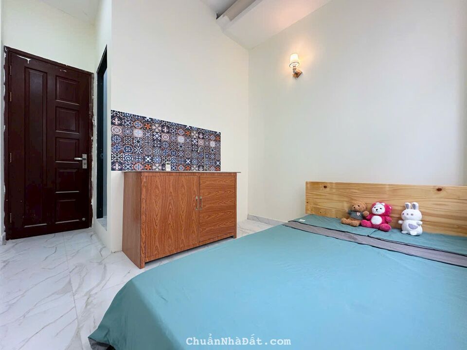 Phòng cửa sổ lớn_Gần Công trường dân chủ, viettel, ĐH mở, …quận 3