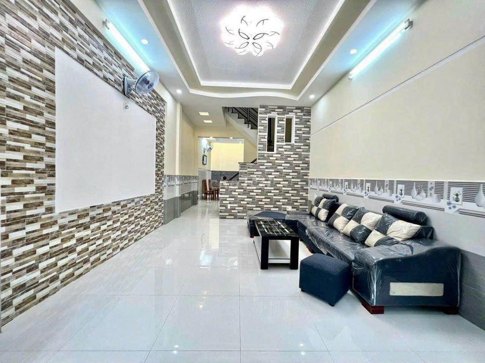 🆘[QUẬN 10] CẠNH Chợ Thành Thái - 2 TẦNG - 4x5,12M -HẺM XE HƠI 7 CHỔ-