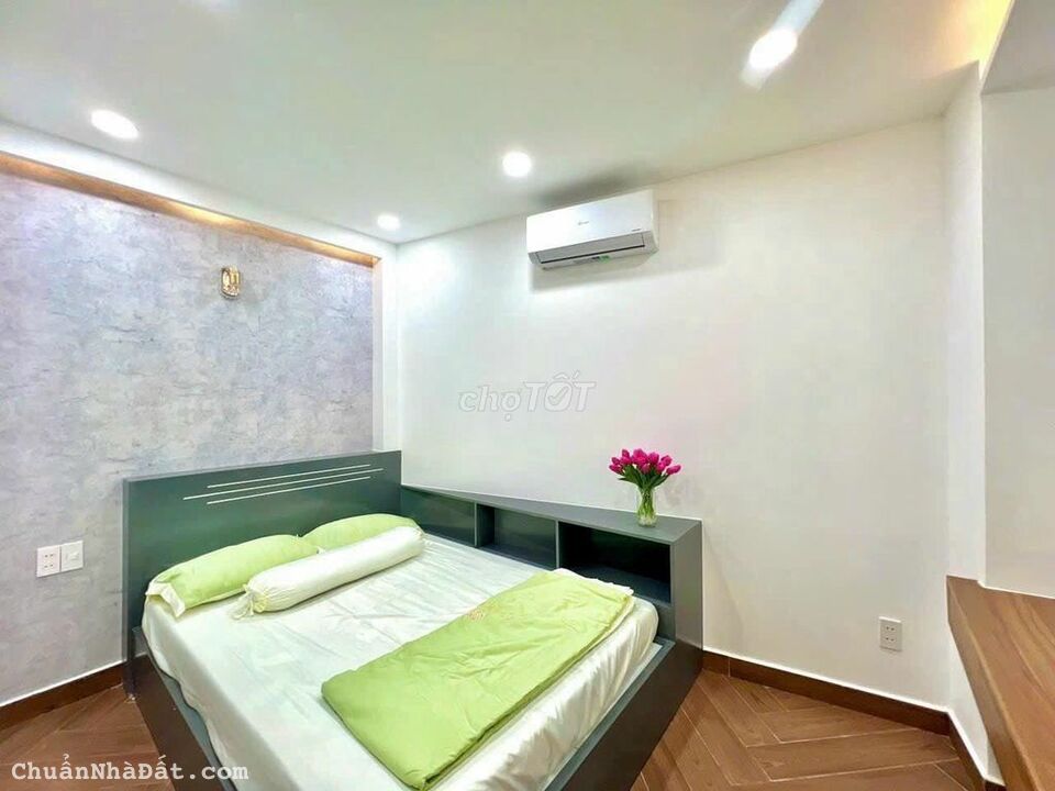 Giá Sốc 63m2 xây 4 tầng Hồng Bàng,Quận 11. Cách Bệnh viện Chợ Rẫy 700m