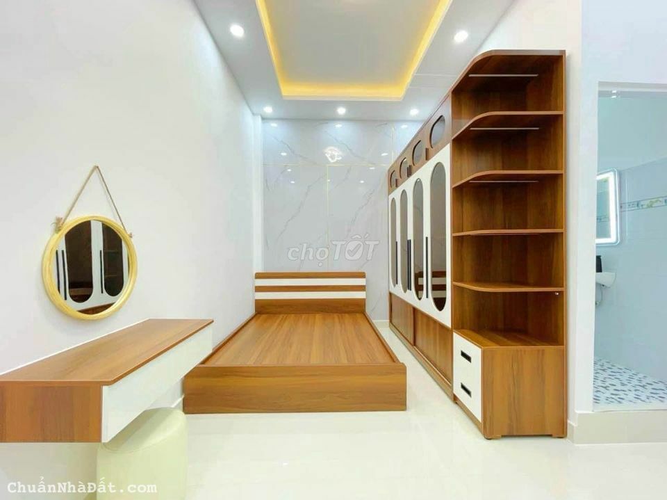 Chủ thở oxy. Nhà 37m2 Âu Dương Lân,Q8. Gần UBND Phường 3. Giá 2tỷ 150.