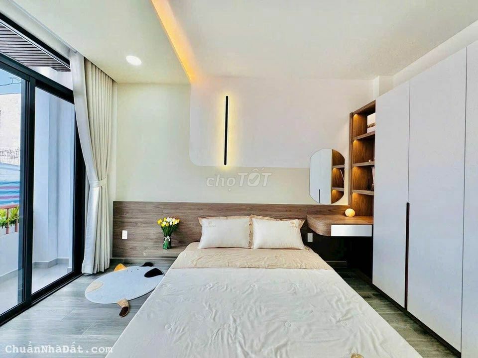 🆘[QUẬN Gò Vấp] Gần Công Viên Làng Hoa-3TẦNG- 40M2-Nhà Ngộp Ngân Hàng-Cần bán gấp 1 siêu phẩm ở phư