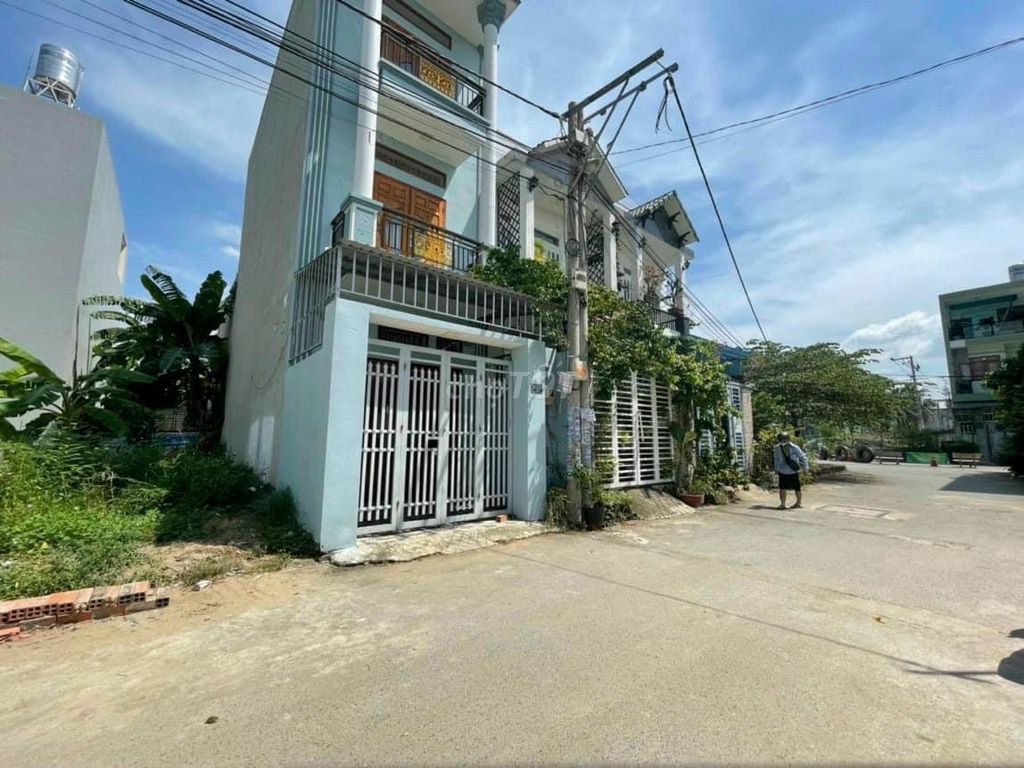 Đại hạ giá lô đât 70m2 Tạ Quang Bửu Phường 5 Quận 8 . Giá cực sốc !