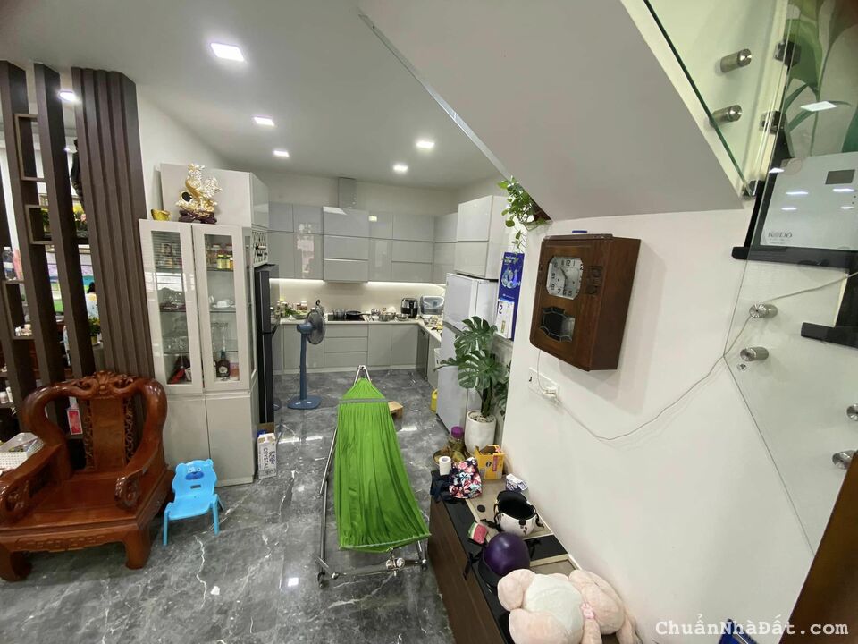 NHÀ HẺM XE HƠI, SÁT MẶT TIỀN KỲ ĐỒNG 64M2, 4 TẦNG, NGANG 8M, NHỈNH 19 TỶ. LH 0386372900