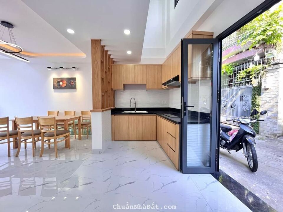 NHÀ HẺM XE HƠI QUAY ĐẦU, SÁT MẶT TIỀN HOÀNG HOA THÁM 45M2, 4 TẦNG, 3PN, CHỈ NHỈNH 6 TỶ