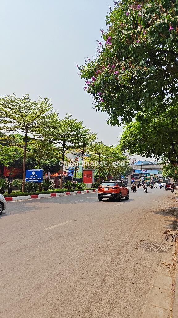 BÁN NHÀ MẶT PHỐ NGUYỄN PHONG SẮC - CẦU GIẤY VỈA HÈ 8m - KINH DOANH SẦM UẤT S60m x 4TẦNG, MT RỘNG 5m