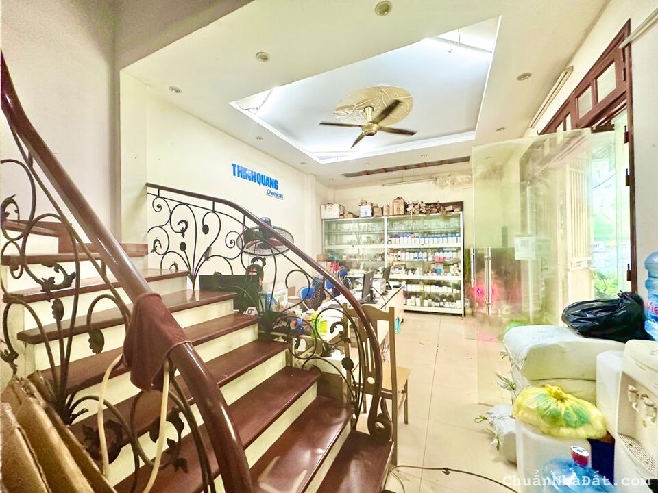 Bán nhà phố Phương Mai - Đống Đa nhà mặt ngõ, lô góc - Ô tô vào nhà, Kinh doanh phòng khám, văn ph