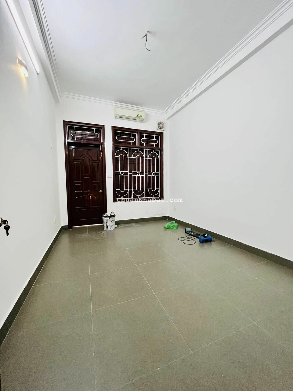 Chỉ 3.7 tỷ có nhà Hoàng Hoa Thám đón Tết, 30m x 5 tầng, mặt tiền 3.2m