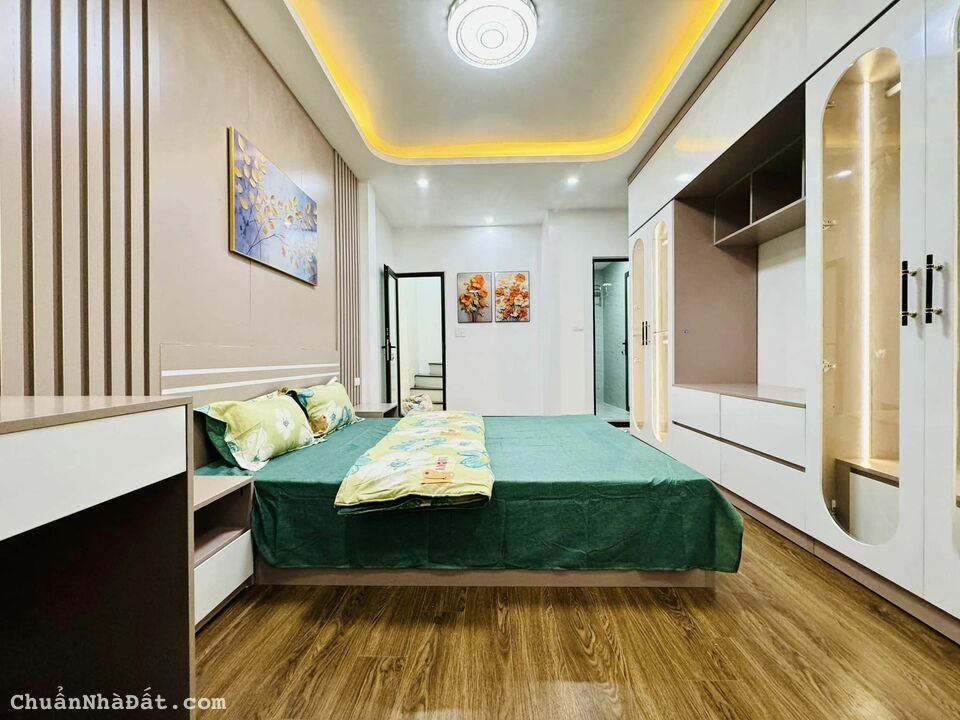 Bán nhà phố Khương Trung, 28m x 4 tầng, mặt tiền 3.5m, giá 3.15 tỷ Bán nhà phố Khương Trung, 28m x 4 tầng, mặt tiền 3.5m, giá 3.15 tỷ