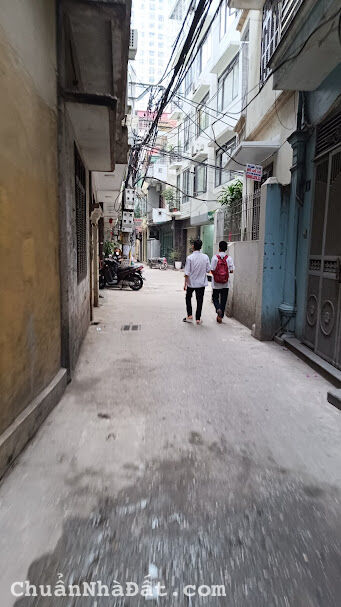 Chính chủ cần tiền bán gấp nhà quận Đống Đa 6 tỷ, 42m x 4 tầng, mặt tiền 3.6m Chính chủ cần tiền bán gấp nhà quận Đống Đa 6 tỷ, 42m x 4 tầng, mặt tiền 3.6m