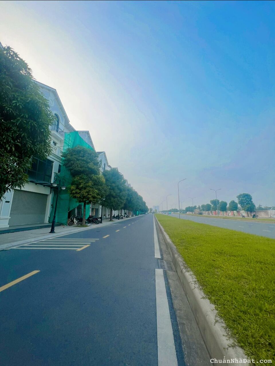 Bán liền kề Sao Biển 23 Mặt đường 40m tại Vinhomes Ocean Park Gia Lâm