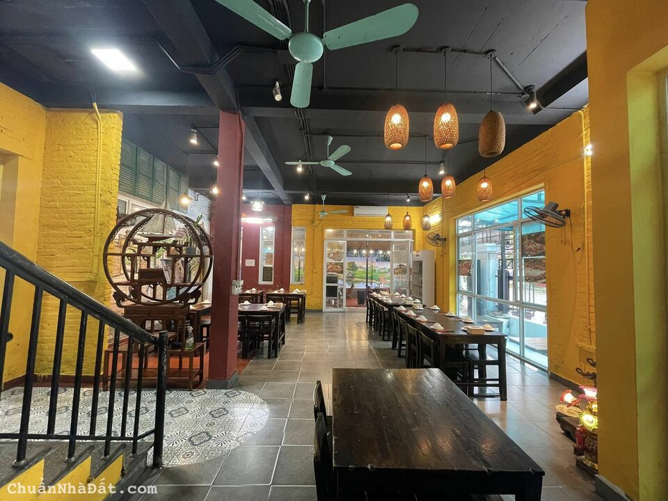 Bán Biệt Thự Ngoại Giao Đoàn (Nguyễn Xuân Khoát)  Từ Liêm 275m2 3 Tầng, MT 23m, Giá 100 tỷ 