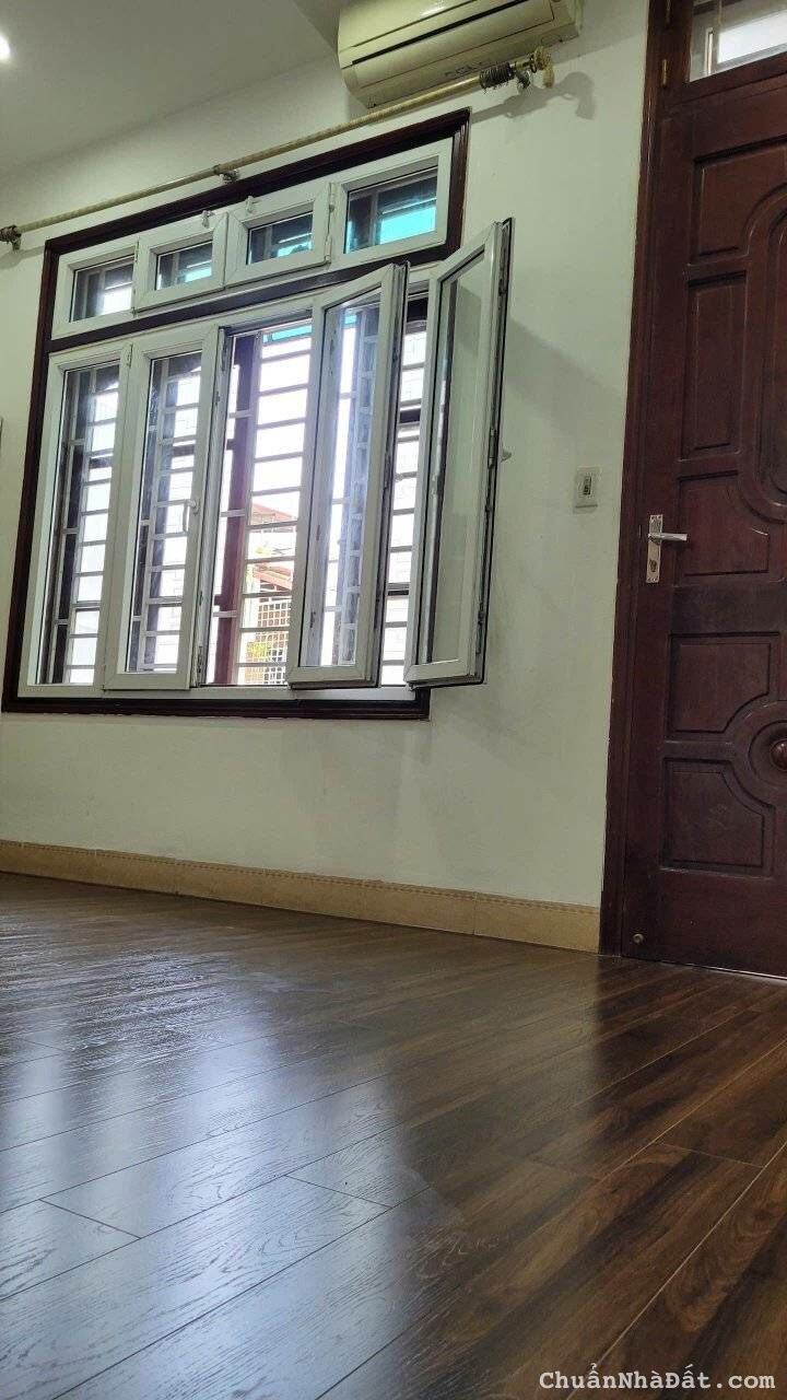 Bán Nhà Phân Lô Hoàng Cầu - Nguyễn Lương Bằng 48m2, 5 Tầng, MT4.5m,  Giá 11 tỷ Đống Đa 