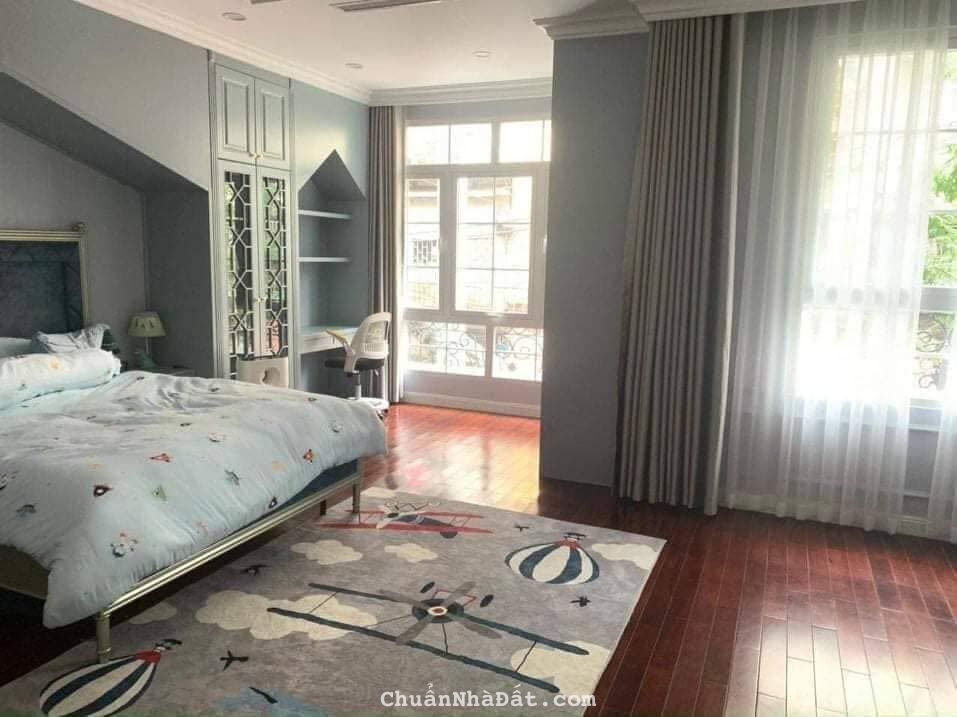 Bán căn Biệt Thự phố Kim Mã - Nội Thất Nhập Khẩu – An Sinh Tuyệt Đỉnh –( DT160m2 , MT7.7M)