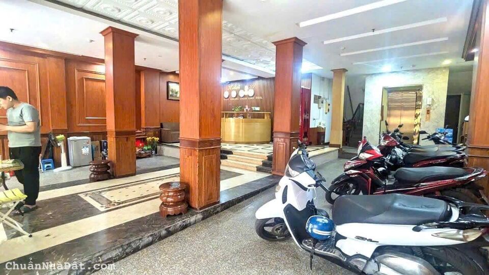 Siêu Phẩm Khách Sạn Thái Hà – Mặt tiền bề thế - Dòng Tiền 5Tỷ/Năm .52tỷ