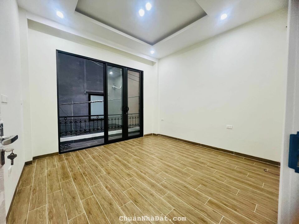 Nhà phố Thái Hà – Phân Lô – Ô tô – Thoáng 2 Mặt – 13.3 tỷ Nhà phố Thái Hà – Phân Lô – Ô tô – Thoáng 2 Mặt – 13.3 tỷ