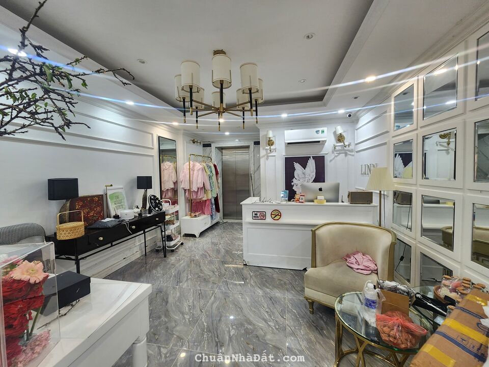    Nhà phố Cù Chính Lan – Thang Máy – Mặt Ngõ – Ô Tô - Ở,Kdoanh – 18.6 tỷ 