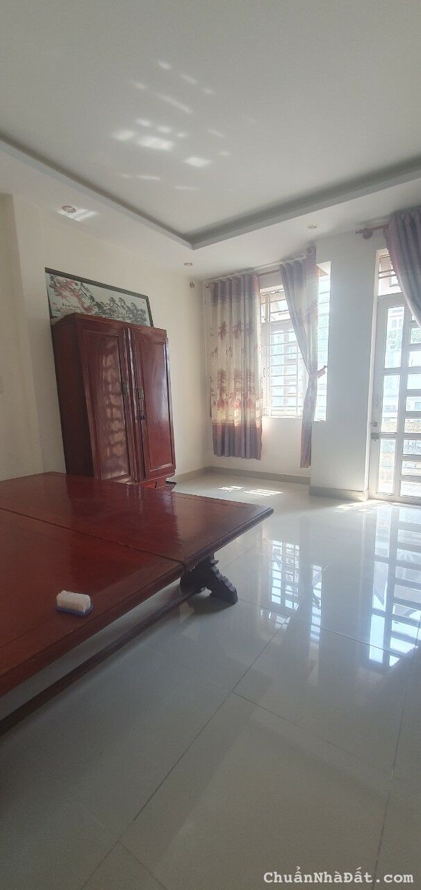 Cho thuê nhà nguyên căn HXH 106 Cống Lở f15 Tân Bình 