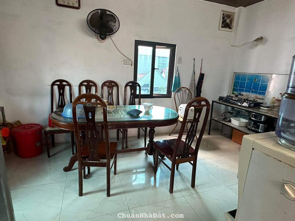 Bán nhà Phạm Văn Đồng lô góc 3 mặt thoáng, vỉa hè rộng, kinh doanh đẳng cấp, 45m2 12.5 tỷ