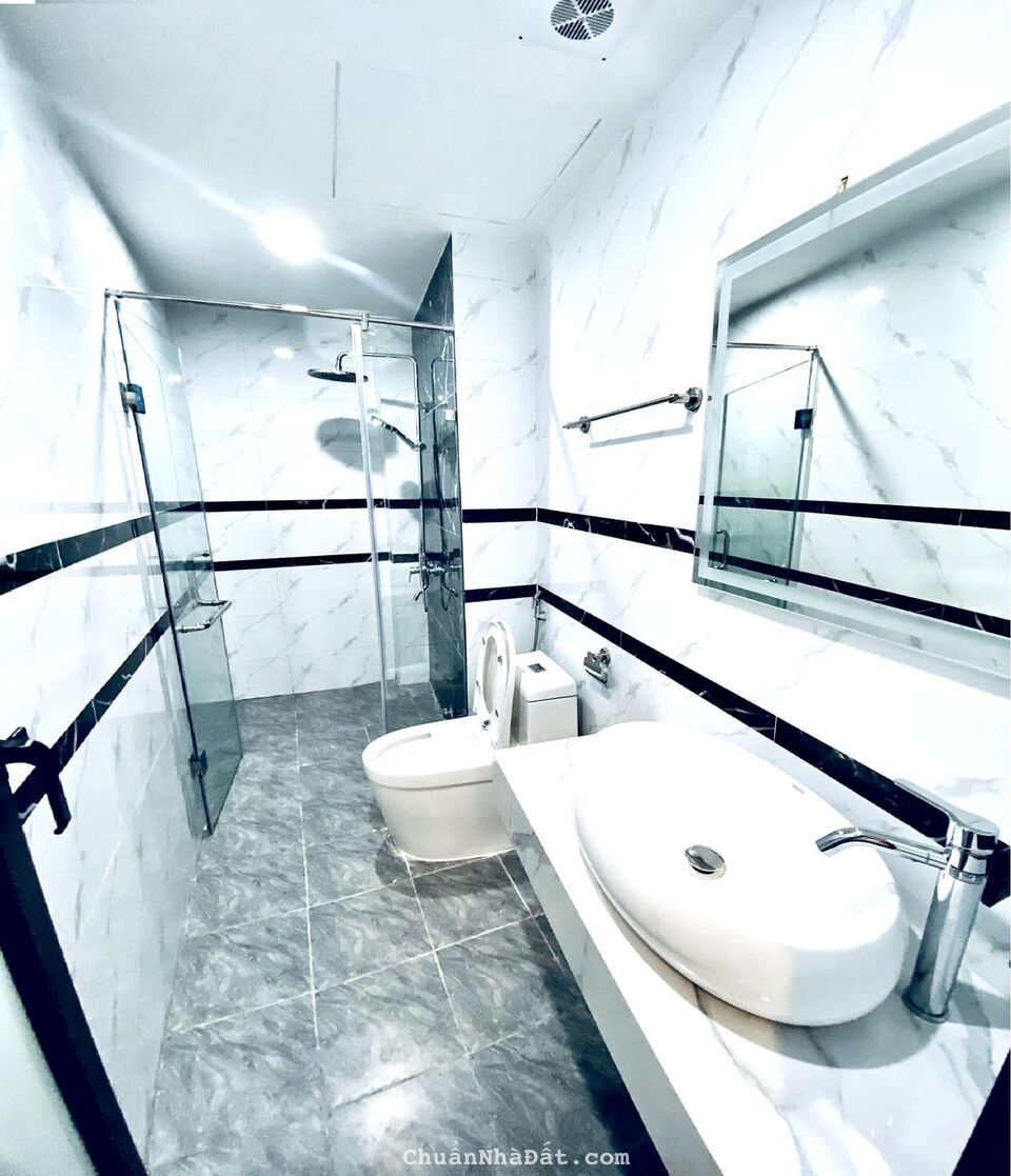 BÁN NHÀ MỚI ĐẸP TRẦN KHÁT CHÂN HAI BÀ TRƯNG 5.5 TỶ 40M2 5T MẶT TIỀN RỘNG THOÁNG