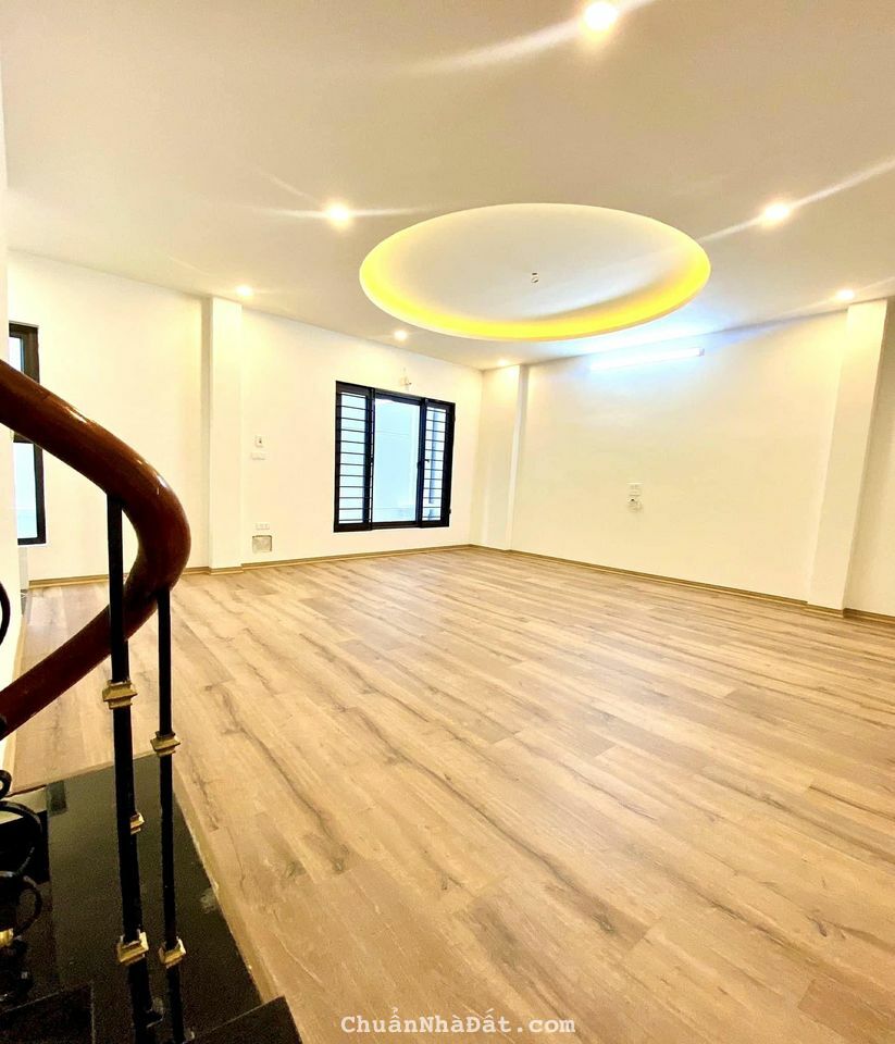 BÁN NHÀ MỚI ĐẸP TRẦN KHÁT CHÂN HAI BÀ TRƯNG 5.5 TỶ 40M2 5T MẶT TIỀN RỘNG THOÁNG